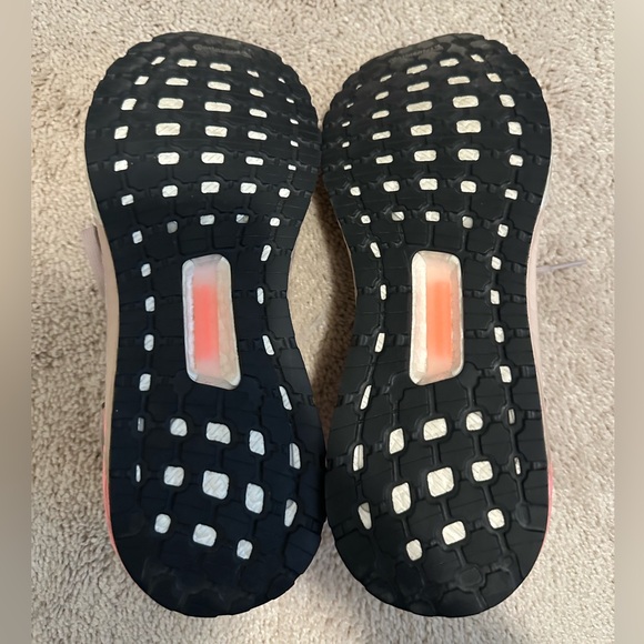 Adidas Ultraboost - Picture 4 of 4
